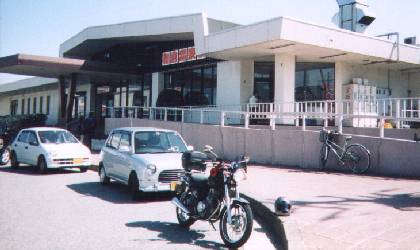 �a�q����w