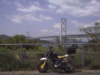 �N���b�N����Ɗg��\��